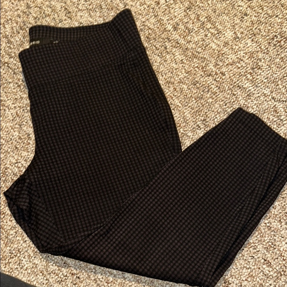 Torrid Black and Brown Plaid elastic waist pants NWOT